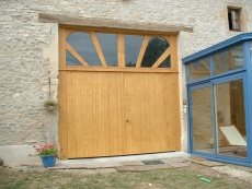 Porte de garage avec imposte