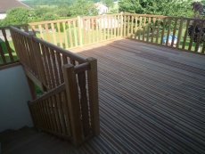 Terrasse en IPE avec balustrade en Iroko